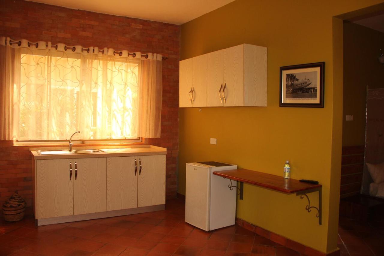 Saltek Forest Cottages Masindi Exterior foto